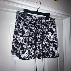 killstar men’s/unsiex swim shorts 💀
